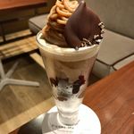 ピエール マルコリーニ - パフェ シーズン「モンブラン」