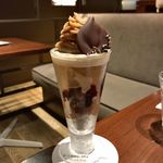 ピエール マルコリーニ - パフェ シーズン「モンブラン」