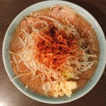 ラーメン二郎 - 2018年11月 小ブタ　ニンニク少し、トウガラシ　830円