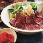 麺屋 承太郎 - タリアータ (薄切りビーフ) まぜそば。紅天追加。