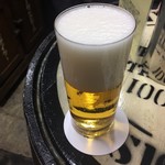 ビールスタンド重富 - 1度注ぎ