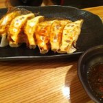 ２００円と嬉しい値段の餃子