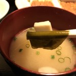 Yakitori Hanagushi - 味噌汁の具材も見せましょう