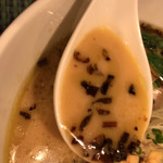 麺屋　奥右衛門 - 『醤油白湯麺』スープ アップ