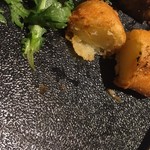 ラ ペ - 銘柄豚ローストの添えのポテト、さっくりしていて旨い