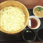 丸亀製麺 - 20181101「釜揚げうどん(得)」490円…毎月朔日は「釜揚げうどんの日」で半額(端数切り捨て)となって…240円