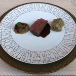 SALONE TOKYO - 熊本赤牛 ポルチーニ茸のクレマ こがし小麦のスプーニャ