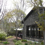 Brasserie Nakagawa - 庭から見たテラス席