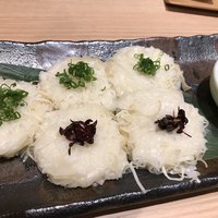 魚菜由良 鼎 - フグの白子のシュウマイ。