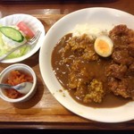 ブラボオ - カツカレー900円(税込)