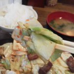 びっくり焼き亭 - キャベツアップ