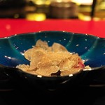 にくの匠 三芳 - トリュフの下にはイチボのたたき。