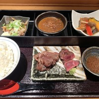 赤坂 金舌 - 上遅得定食