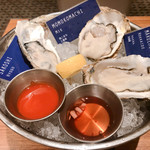 BOSTON Seafood Place - 坂越牡蠣（兵庫県）450円 桃こまち（三重県） 500円 マルえもん（北海道） 450円 　
