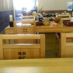 たかもり食堂 - 店内。