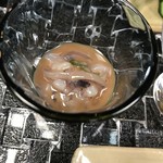 美国観光ハウス - イカの塩辛。