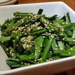 在市 - ニラのナムル