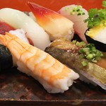 玄海鮨 - 梅にぎり  ８００円