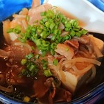 YAKITORI亭 - 肉豆腐ズーム。