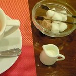 アフェット - 【'10/10/14撮影】クリームと角砂糖