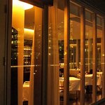 エクイリブリオ - 外観夜