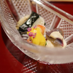 かまくら和久 - 平貝・海老・ホッキ貝黄身酢かけ