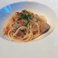 ラ・リリアーナ - 鮪とトマトソースのパスタ
