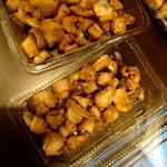 大橋通りの唐揚げ市場 - がつ