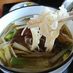 元祖 生そうめん めんめん - 冷たいそうめんを温かいつゆにつけて食べます