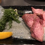 炭火焼肉 とさや - 