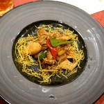 中国料理 豪華 - 牛ロースとキノコのブラックビーンズ炒め