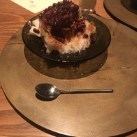 六雁 - かき氷　小豆、黄な粉、黒蜜、練乳、求肥餅