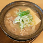 サカナとおでん 魚たも - 特製もつ煮込み（450円）