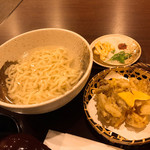 新倉うどん ひろとみ - 