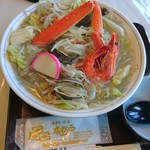 食事処 なおじろう - 昔からの 名物    
☆☆☆☆☆ なおじろうチャンポン1200円
さすが いい出汁 でています 
なんて 具 だくさん ！