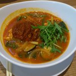 空と大地のトマト麺 Vegie  - 【2012年01月】トマト麺（ｃｈｉｌｉマサラ）＠880円（リゾットおむすびセット）。