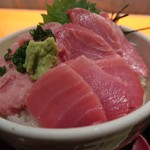 傳 - 鮪三種盛り丼1200円