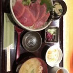 傳 - 鮪三種盛り丼1200円