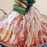 Onihei - 冬には抜群！豚バラとたっぷり野菜をあご出汁と生姜で仕上げた鍋。