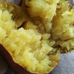 焼きいもOGURAYA - 本日の焼きいも(しっとり)甘～い❗✌