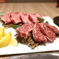 近江うし 焼肉 にくTATSU 青山本店 - 