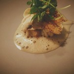 Installation Table ENSO L'asymetrie du calme - 鱈の白子 ３週間発酵させたマッシュルームのソース