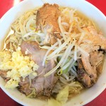 ラーメン二郎 - ラーメン小＋ニンニク