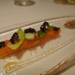 ル・シズィエム・サンス・ドゥ・オエノン レストラン - サーモンのミキュイ