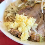 ラーメン二郎 - ニンニク