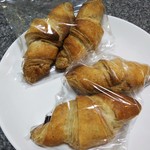 ノラジジ - クロワッサンとチョコクロワッサン