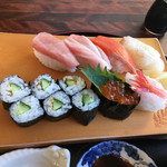Sushi To Resutoran Daikoku - 