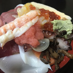 寿司富 - ちらし（すりきり）