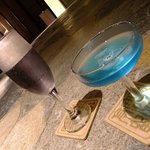 定山渓第一寶亭留　翠山亭 - サービス券で頂いた，フラノカクテル（左）と支笏ブルー