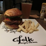 folk burgers&beers - チーズバーガー1130円
